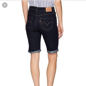 Levi Burmuda Shorts!